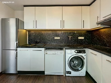 Pronájem bytu 3+1 69 m² Horácké náměstí, Brno - Řečkovice