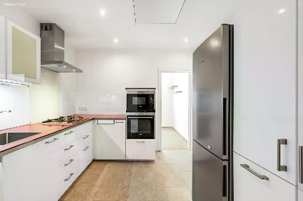 Pronájem bytu 3+kk 44 m² Lucemburská, Praha