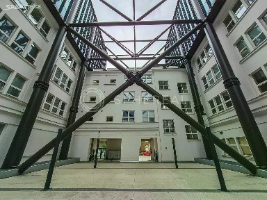 Pronájem kanceláře 285 m²