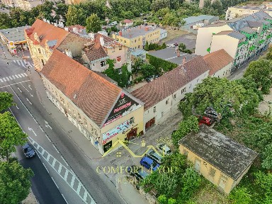 Prodej činžovního domu 1250 m²
