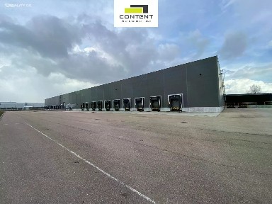 Pronájem skladového prostoru 2390 m²