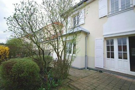 Pronájem rodinného domu 125 m², pozemek 335 m²