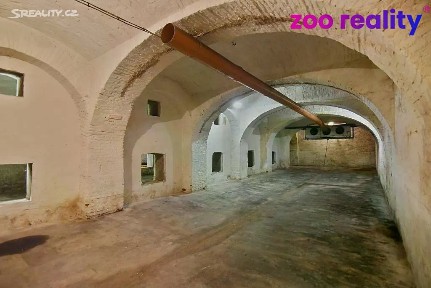 Prodej skladového prostoru 657 m²