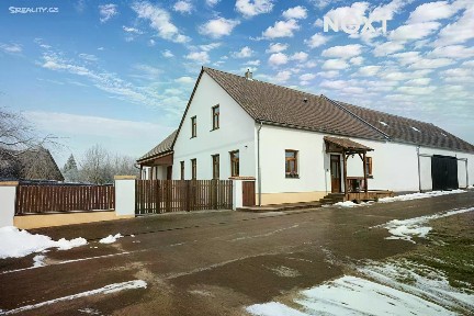 Pronájem skladového prostoru 100 m²