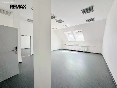 Pronájem kanceláře 40 m²