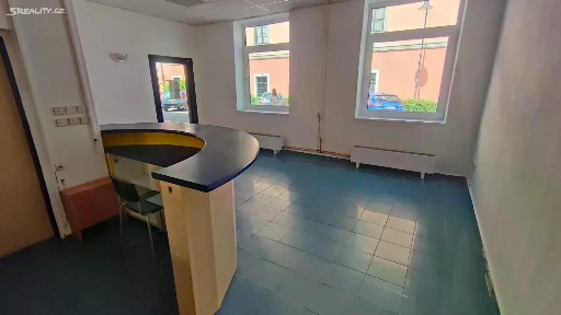 Pronájem obchodního prostoru 49 m²