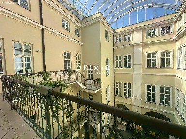 Pronájem kanceláře 67 m²