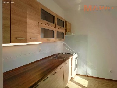 Pronájem bytu 2+1 50 m² Osvobození, Jirkov