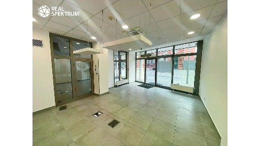 Pronájem obchodního prostoru 73 m²
