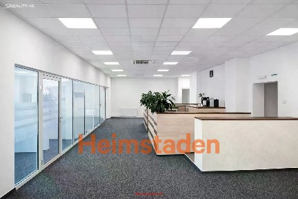 Pronájem kanceláře 813 m²
