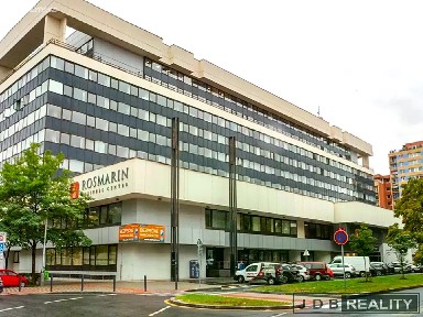 Pronájem kanceláře 60 m²