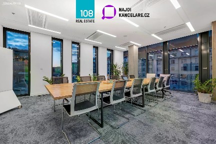 Pronájem kanceláře 1751 m²