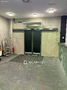 Pronájem skladového prostoru 1000 m²