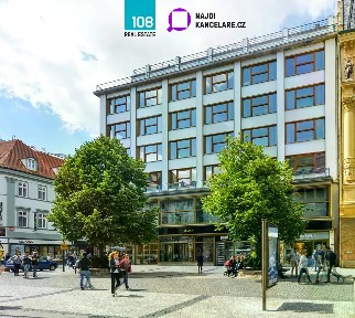Pronájem kanceláře 596 m²