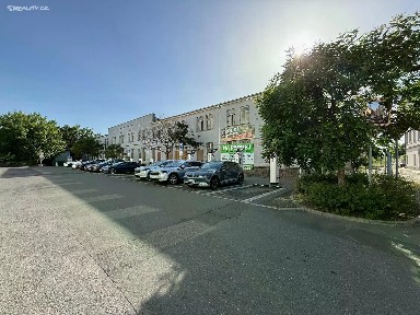 Prodej obchodního prostoru 1299 m²