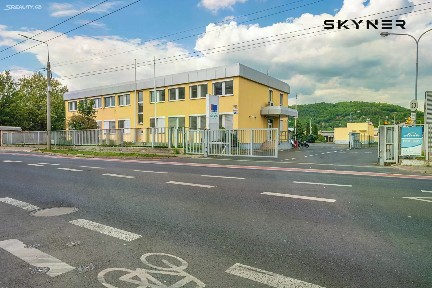 Prodej obchodního prostoru 800 m²