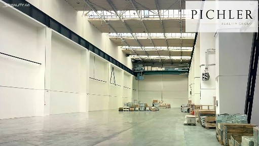 Pronájem výrobní haly, prostoru 4365 m²