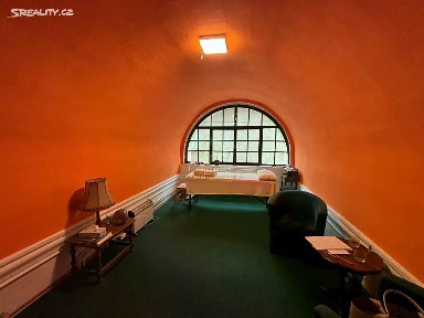 Pronájem skladového prostoru 63 m²