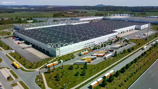 Pronájem výrobní haly, prostoru 6928 m²