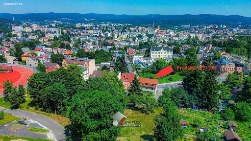 Prodej komerční nemovitosti 612 m²