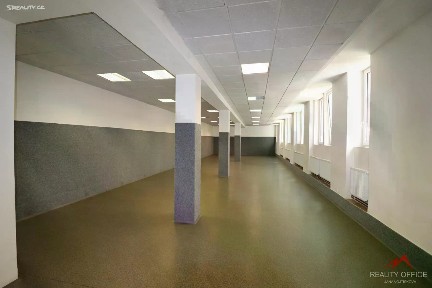 Pronájem komerční nemovitosti 373 m²