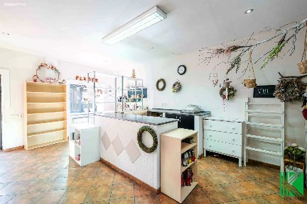 Prodej obchodního prostoru 182 m²