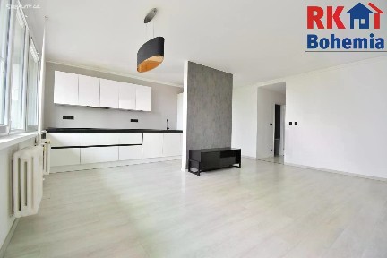Pronájem bytu 4+kk 90 m²