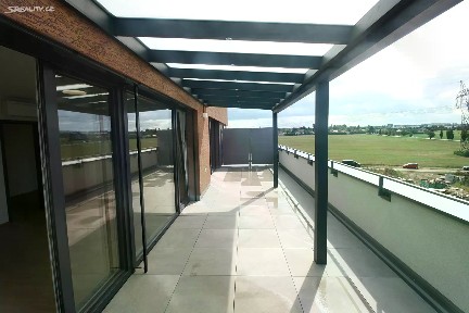 Pronájem bytu 2+kk 60 m² Praha - Praha 22