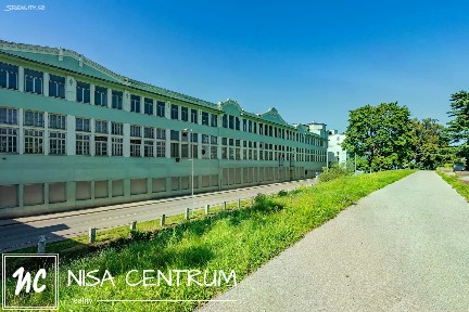 Nádražní, Hostinné
