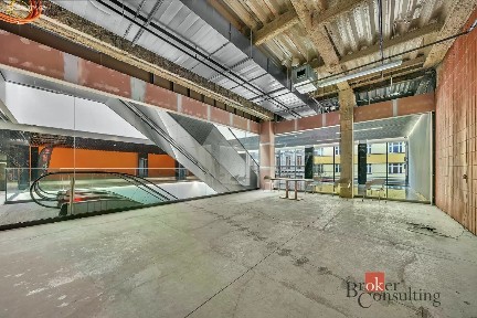 Pronájem obchodního prostoru 61 m²