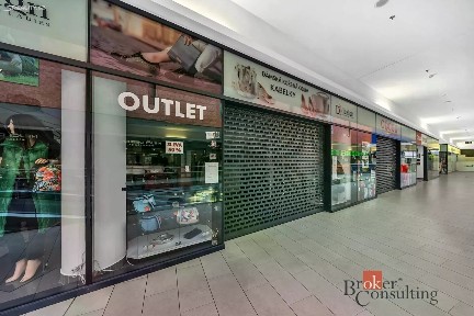 Pronájem obchodního prostoru 55 m²