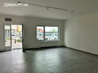 Pronájem obchodního prostoru 55 m²