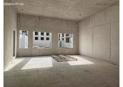 Pronájem kanceláře 77 m²