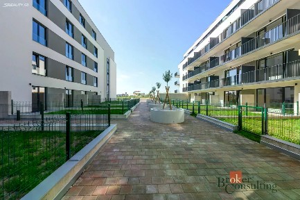 Pronájem bytu 1+kk 44 m²