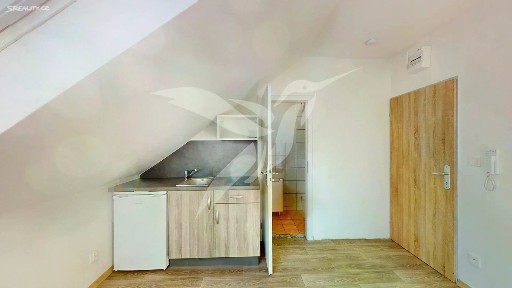 Pronájem bytu 1+kk 17 m²