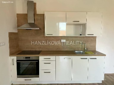 Pronájem bytu 2+kk 52 m²