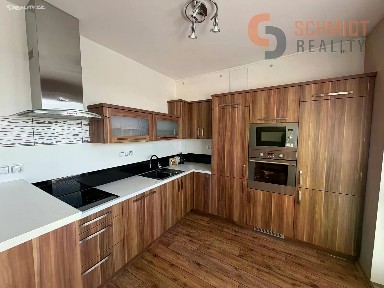 Pronájem bytu 3+kk 74 m²