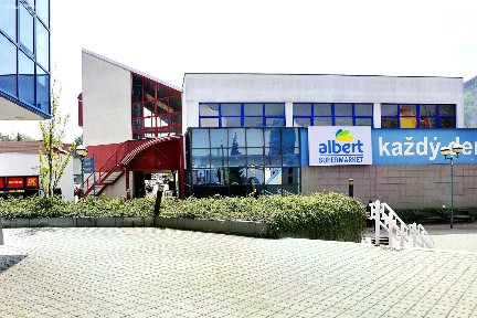 Prodej ordinace 65 m²