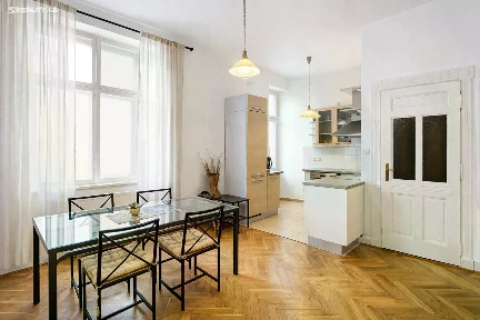 Prodej bytu 4+kk 82 m²