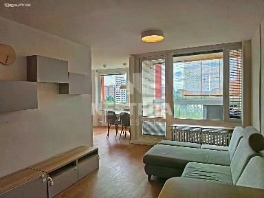 Pronájem bytu 3+kk 68 m²