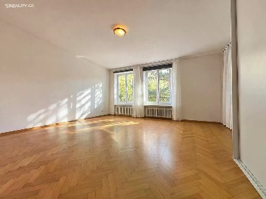 Březiněveská, Praha - Kobylisy
