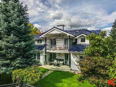 Prodej vily 358 m², pozemek 1157 m²