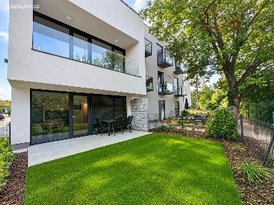 Pronájem bytu 2+kk 43 m²