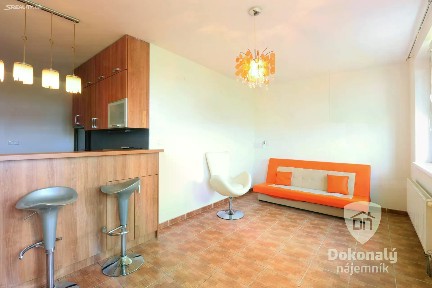 Pronájem bytu 1+kk 32 m²