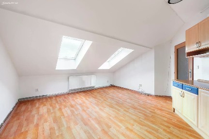 Pronájem bytu 1+1 37 m²