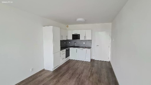 Pronájem bytu 1+kk 34 m²