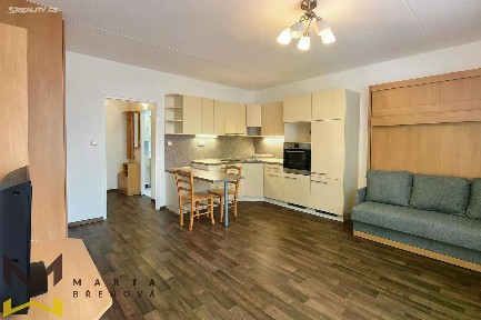 Pronájem bytu 1+kk 33 m²