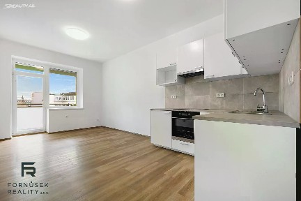Pronájem bytu 2+kk 63 m²