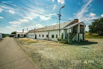 Pronájem skladového prostoru 185 m²