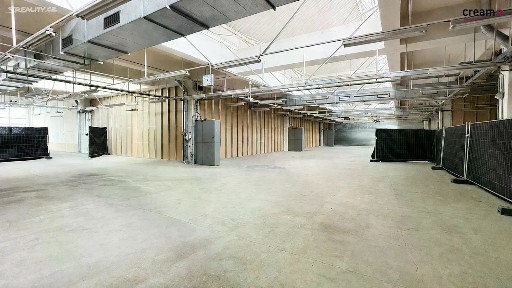 Pronájem skladového prostoru 533 m²